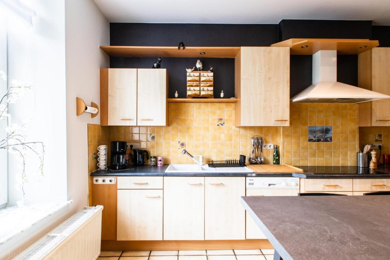 Maison Spacieuse Unifamiliale. Gite La Clochette Bastogne Esterno foto