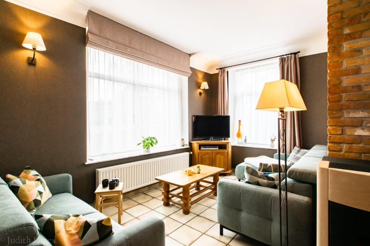 Maison Spacieuse Unifamiliale. Gite La Clochette Bastogne Esterno foto