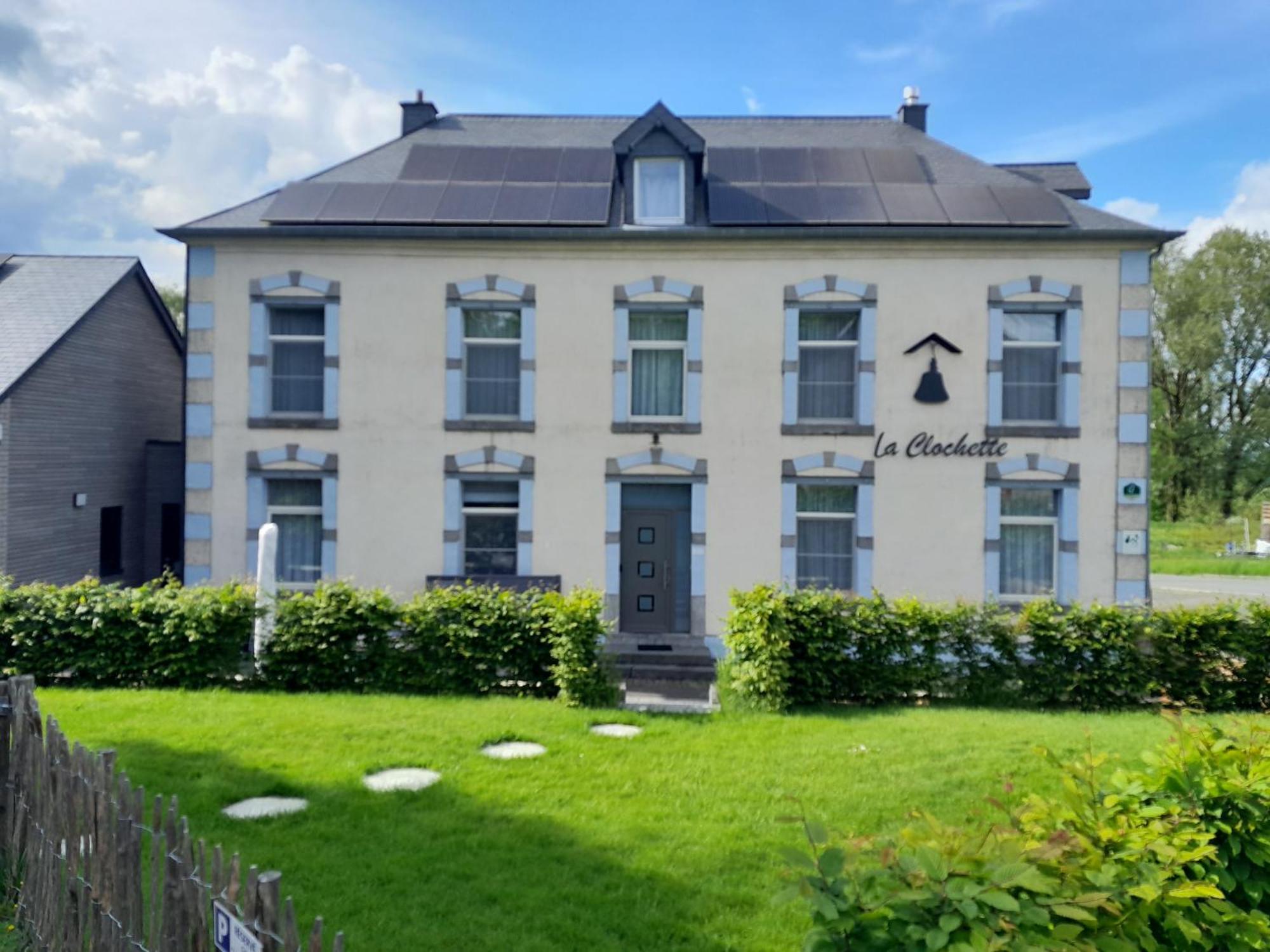 Maison Spacieuse Unifamiliale. Gite La Clochette Bastogne Esterno foto